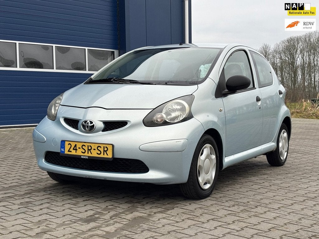 Toyota Aygo 1.0-12V, Voorwielaandrijving, Gebruikt, Origineel Nederlands, Bedrijf