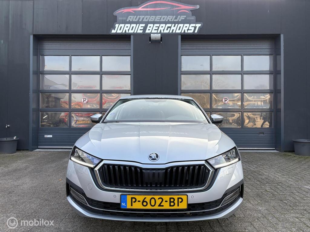Skoda Octavia 1.0 TSI Business Edition Plus, Auto's, Skoda, Voorwielaandrijving, Gebruikt, Euro 6, Origineel Nederlands