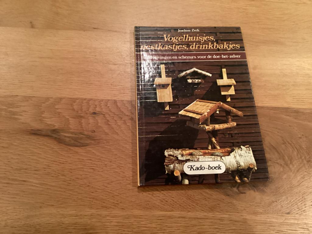 2 x Vogelhuisjes, nestkastjes, drinkbakjes - Joachin Zech, Dieren en Toebehoren, Stalling