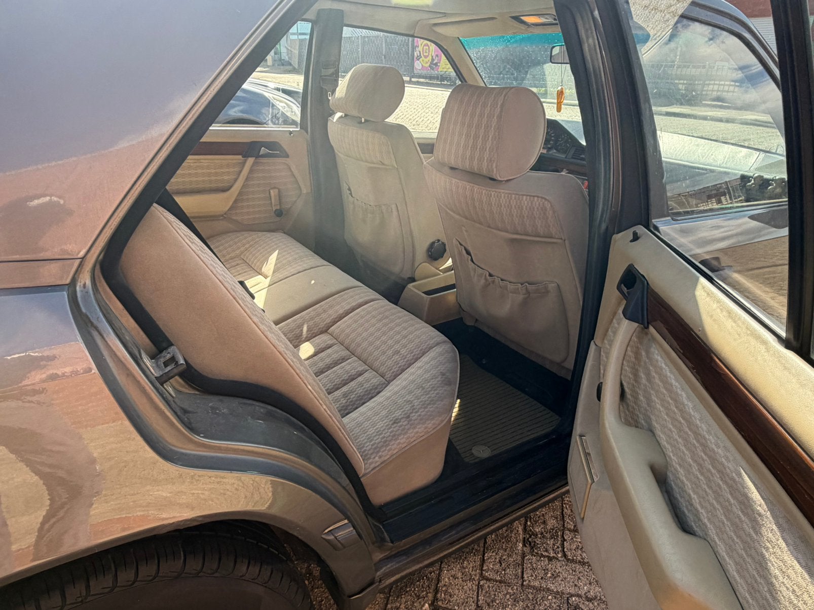 Mercedes Benz 300D W124 1987 Belastingvrij Oldtimer, foto 10