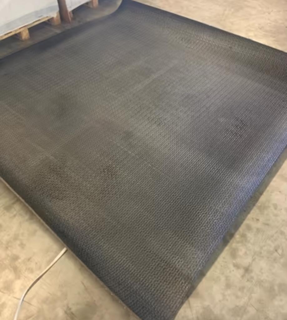 Rubber hamerslag mat 9mm/ Rubber mat paardenwagen, Dieren en Toebehoren, Noddevelt B.V., Verzenden, Info@noddevelt.nl, Zandstraat 37 5258TW Berlicum