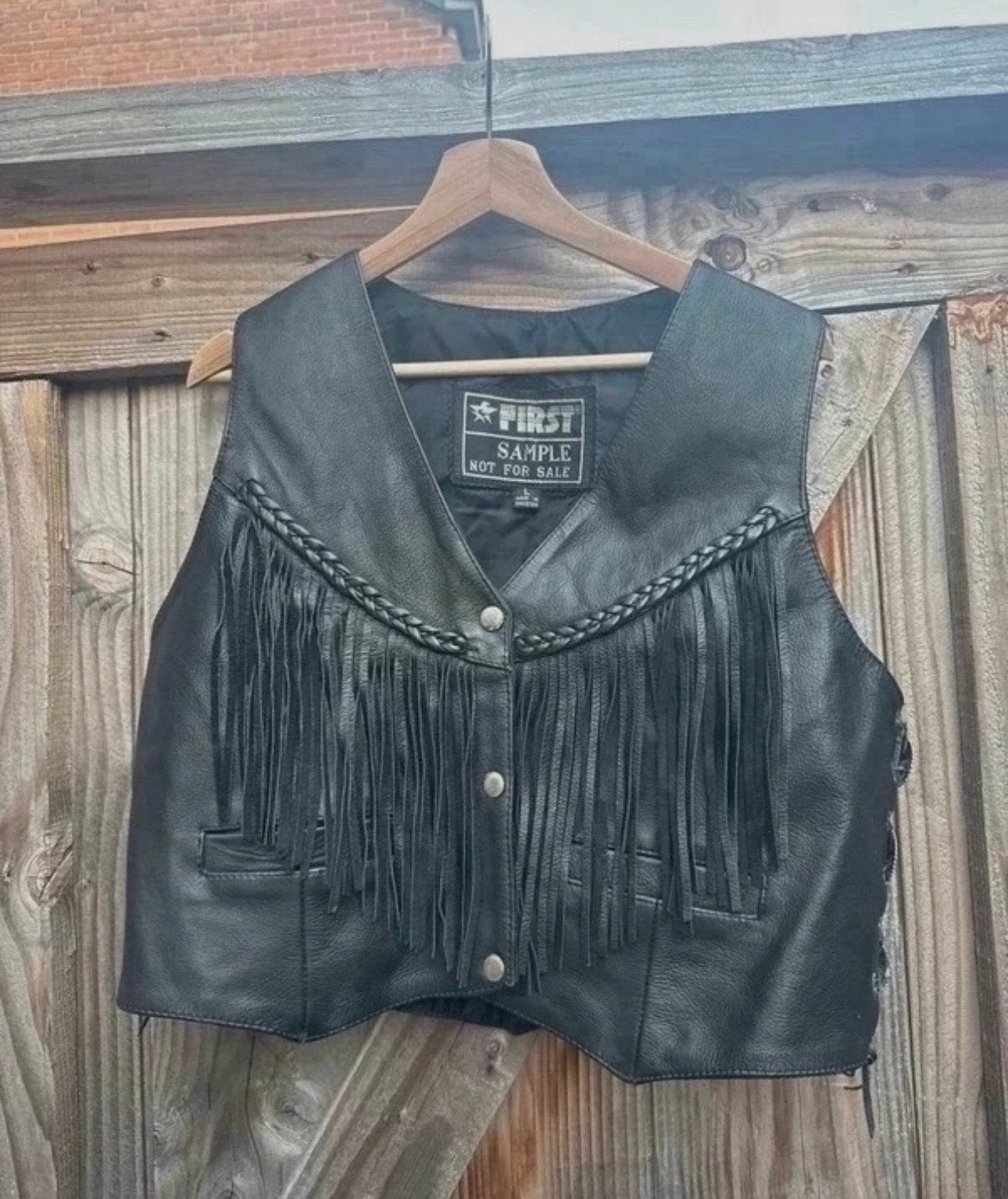 Leren gilet met franjes en zilveren details - Maat L, Kleding | Dames, Ophalen of Verzenden, Zo goed als nieuw, Maat 42/44 (L)