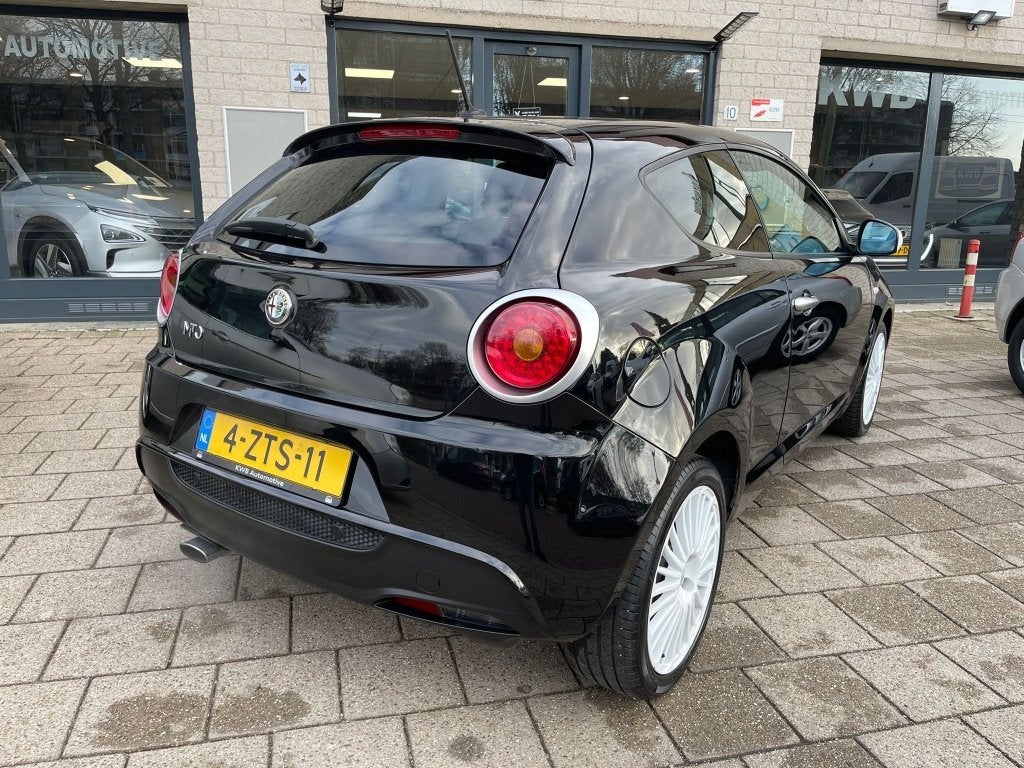 Alfa Romeo MiTo 1.4 T Junior BiFuel | Nieuwe Distributie | N, Auto's, Dealer onderhouden, Gebruikt, Euro 6, 4 cilinders