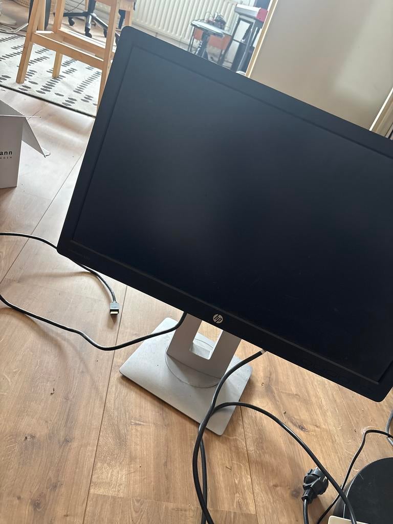HP EliteDisplay E232 23-inch Full HD Monitor, Computers en Software, Monitoren, Ophalen, Gebruikt, IPS, In hoogte verstelbaar