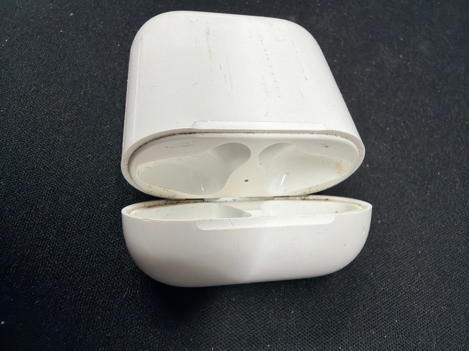 Apple AirPods Oplaadcase A1602 (Zonder AirPods), Ophalen of Verzenden, Gebruikt, Overige typen, Apple
