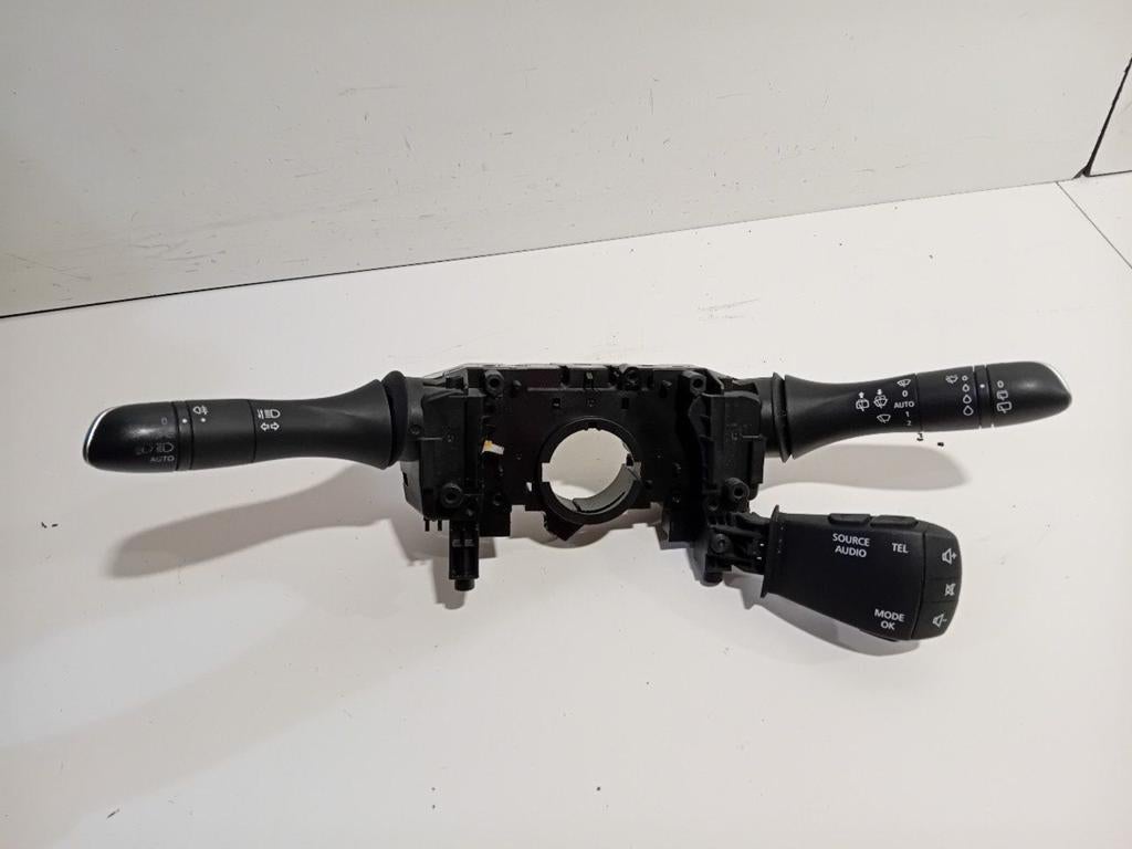 Combischakelaar Renault Espace, Auto-onderdelen, Onderdelen@venauto.nl, Van der Ven Autorecycling B.V., Gebruikt, Ettenseweg 76, 4706 PB Roosendaal, The Netherlands