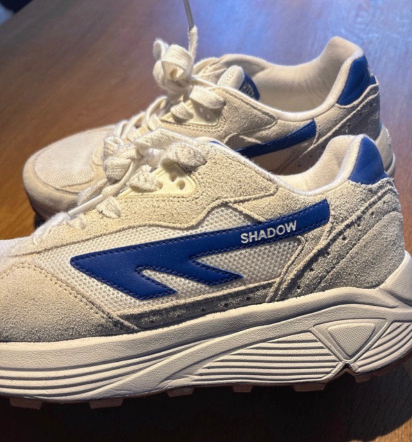 HI-TEC sneakers (als nieuw), Ophalen of Verzenden, Zo goed als nieuw, Overige kleuren