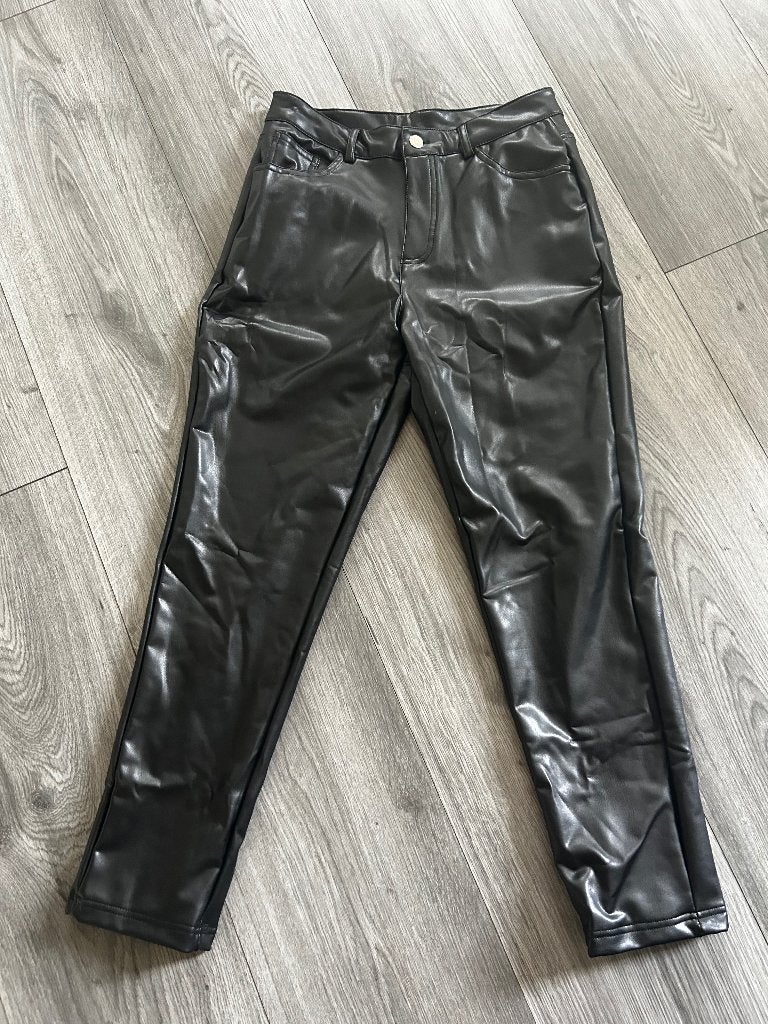 Zwarte leren broek, Maat 38/40 (M), Zwart, Nieuw, Ophalen of Verzenden