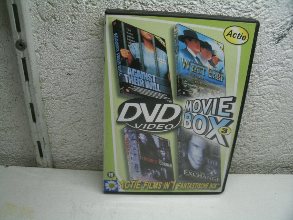 dvd 205b exchange/trouble/wyatt box3 2 dvd, Alle leeftijden, Ophalen of Verzenden, Zo goed als nieuw