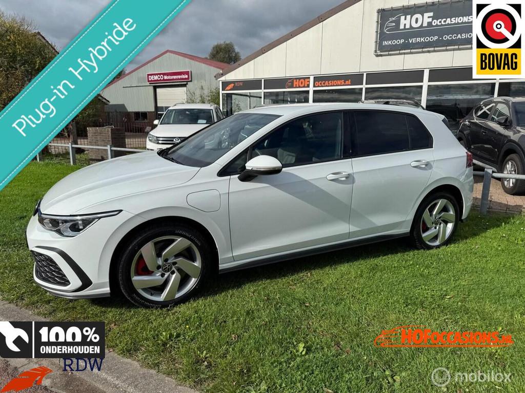 Volkswagen Golf 1.4 GTE 245pk KEYLESS/STOEL-STUURVERW, Gebruikt, 4 cilinders, Met garantie (alle), Wit