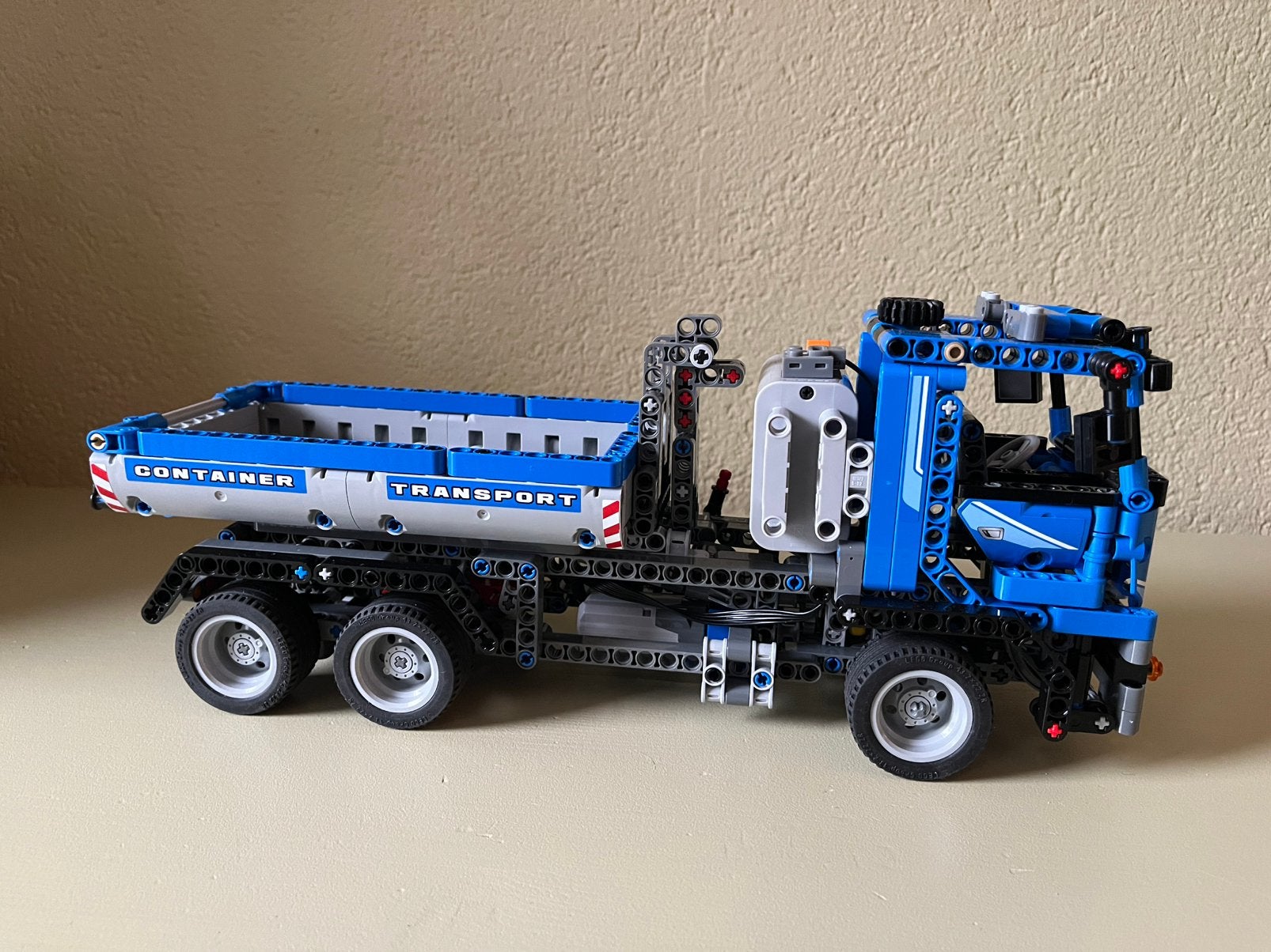 Lego 8052 container transport, Ophalen of Verzenden, Gebruikt
