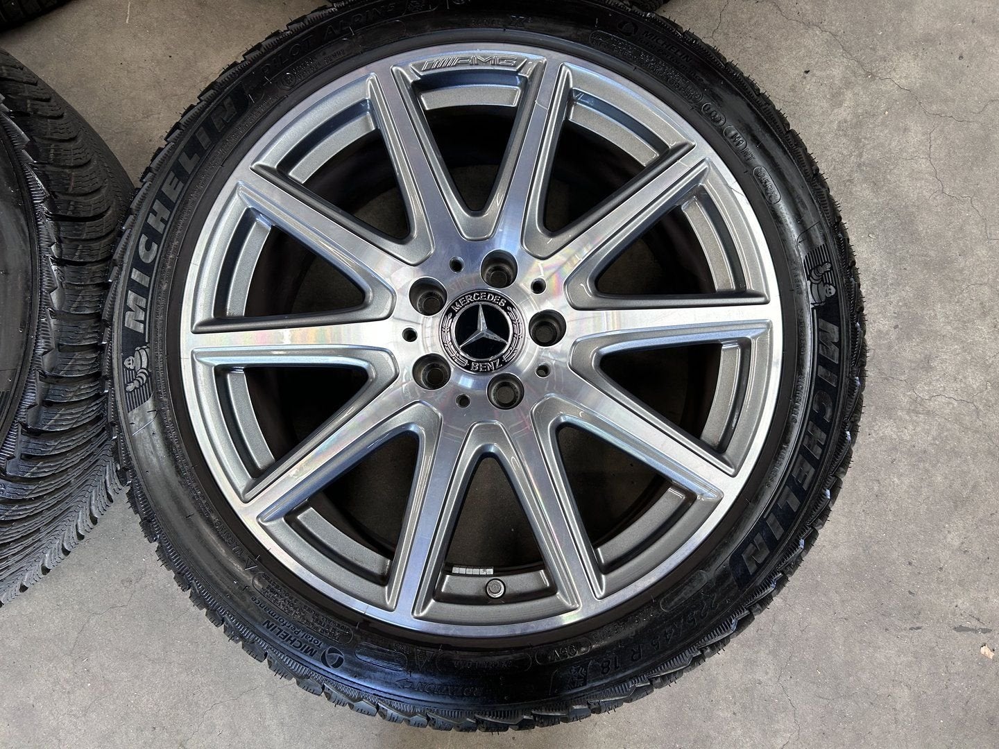 18 inch originele AMG velgen + winterbanden Mercedes A45 AMG, Auto-onderdelen, 18 inch, Gebruikt, -, -