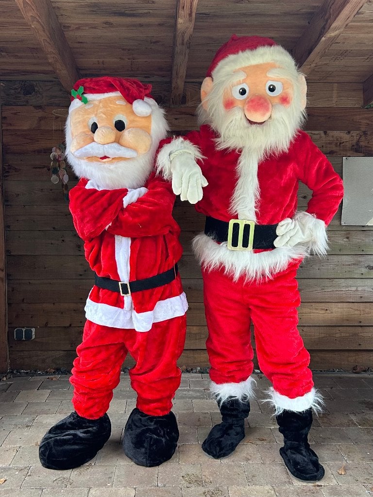 Kerstman kostuum en mascotte pak te huur, Diversen, Ophalen of Verzenden, Zo goed als nieuw