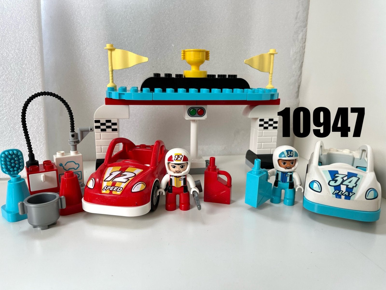 Lego Duplo 10947 - Racewagen, Ophalen of Verzenden, Gebruikt, Duplo