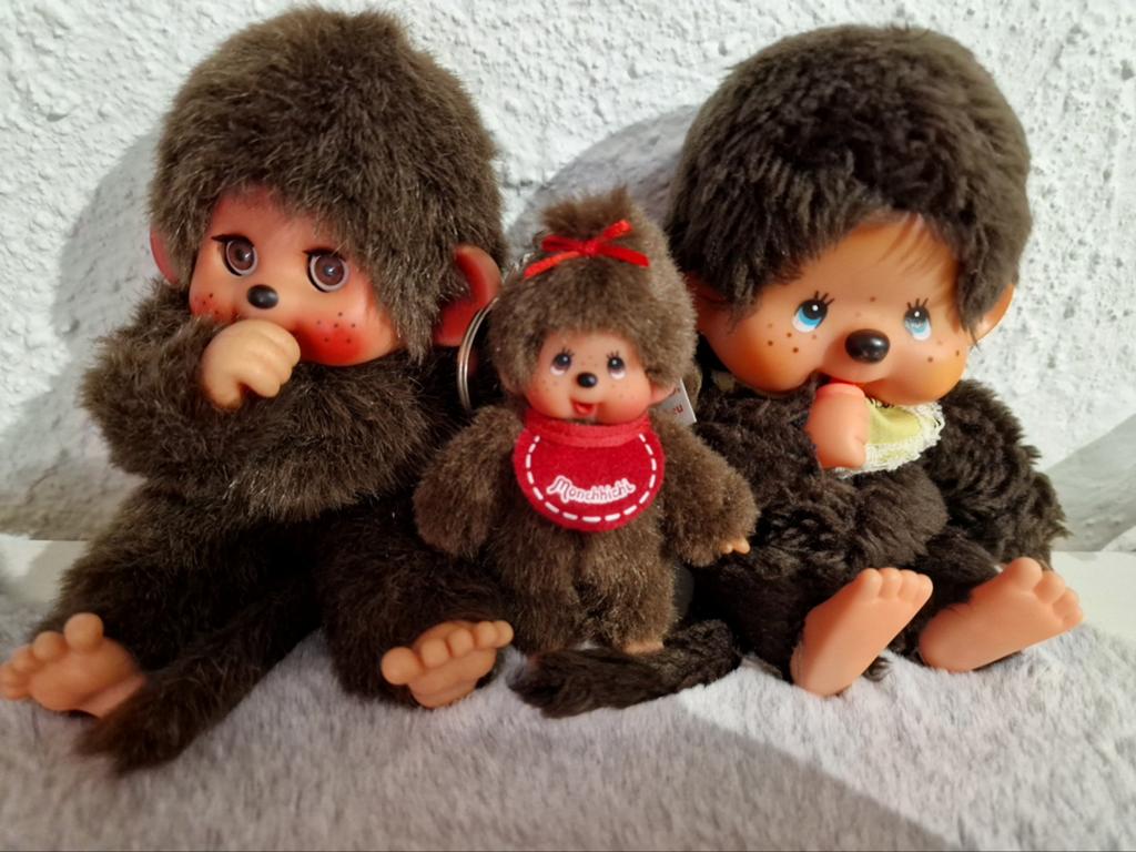 In topstaat 3X Monchichi's 2 grotere en 1 hanger, Verzamelen, Ophalen