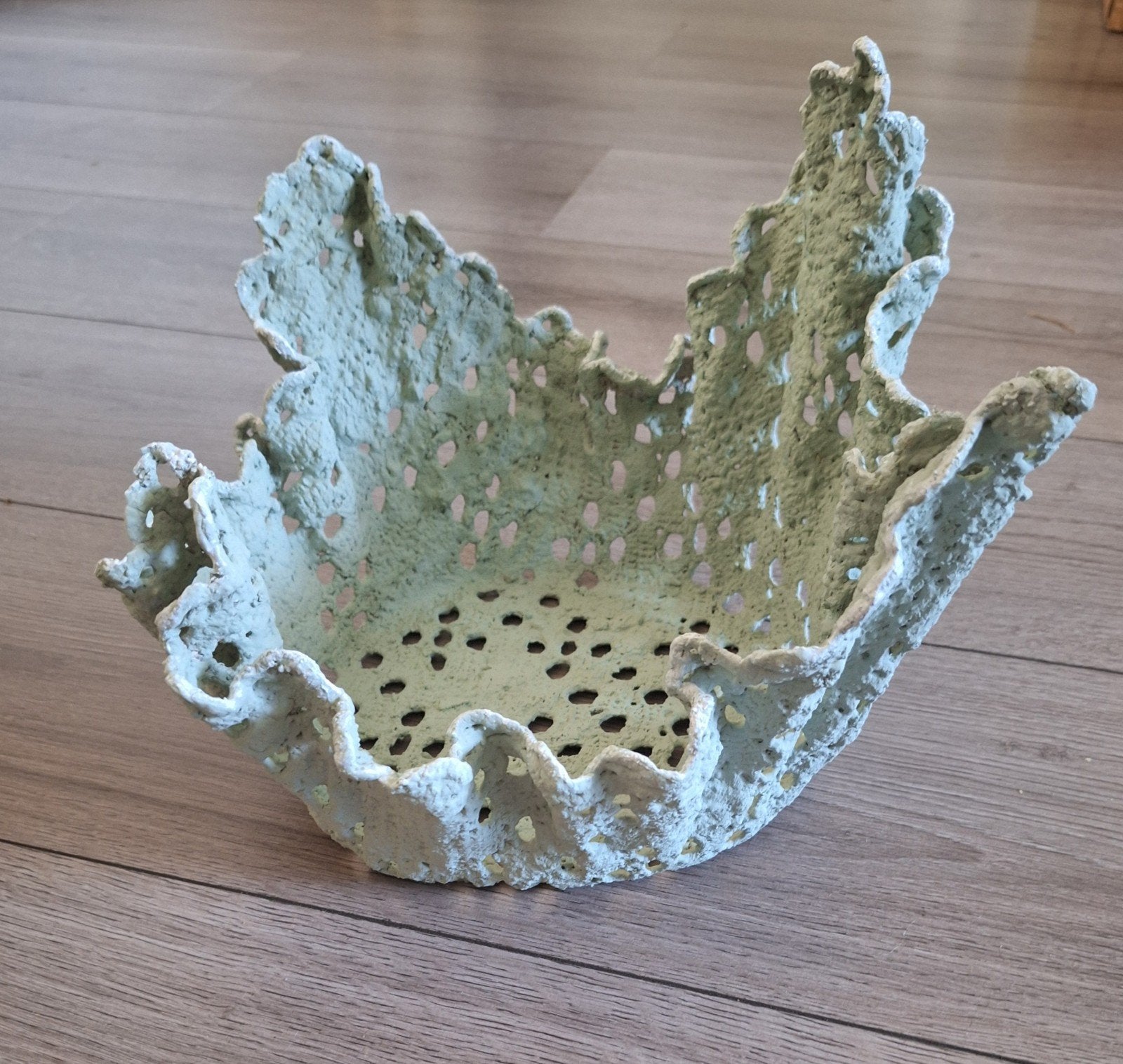 Handgemaakte schaal/bloempot betonlook 27x25x15 cm, Ophalen of Verzenden, Nieuw, Rond, Overige typen