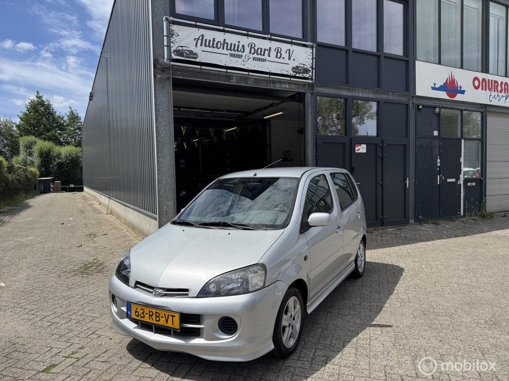 Daihatsu Young RV 1.3-16V S Nieuwe APK! NAP Logisch!, Auto's, Daihatsu, Stof, Gebruikt, 4 cilinders, Origineel Nederlands