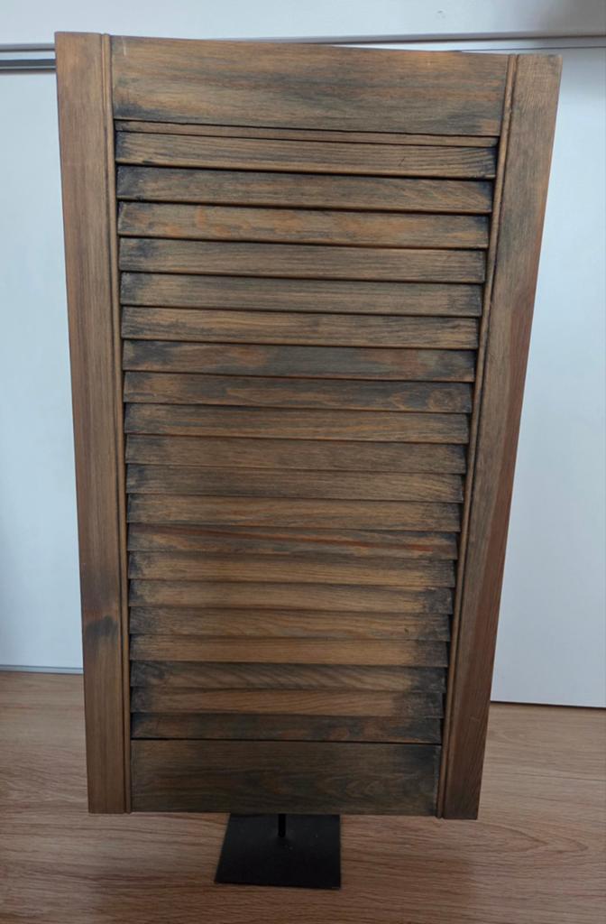 Decoratief houten louvre-luik op standaard, Ophalen, Zo goed als nieuw, Bruin, Hout