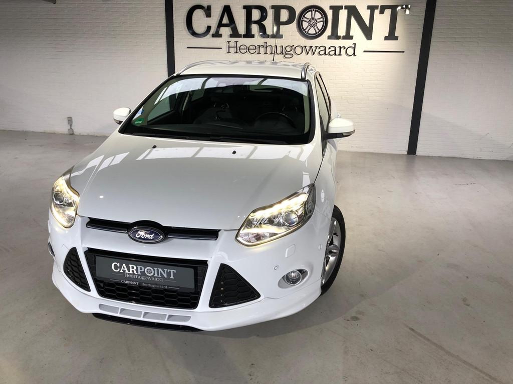 Ford Focus Wagon 1.0 EcoBoost 125PK 2014 ST-Line Keyless Ent, 125 pk, Gebruikt, Wit, Origineel Nederlands