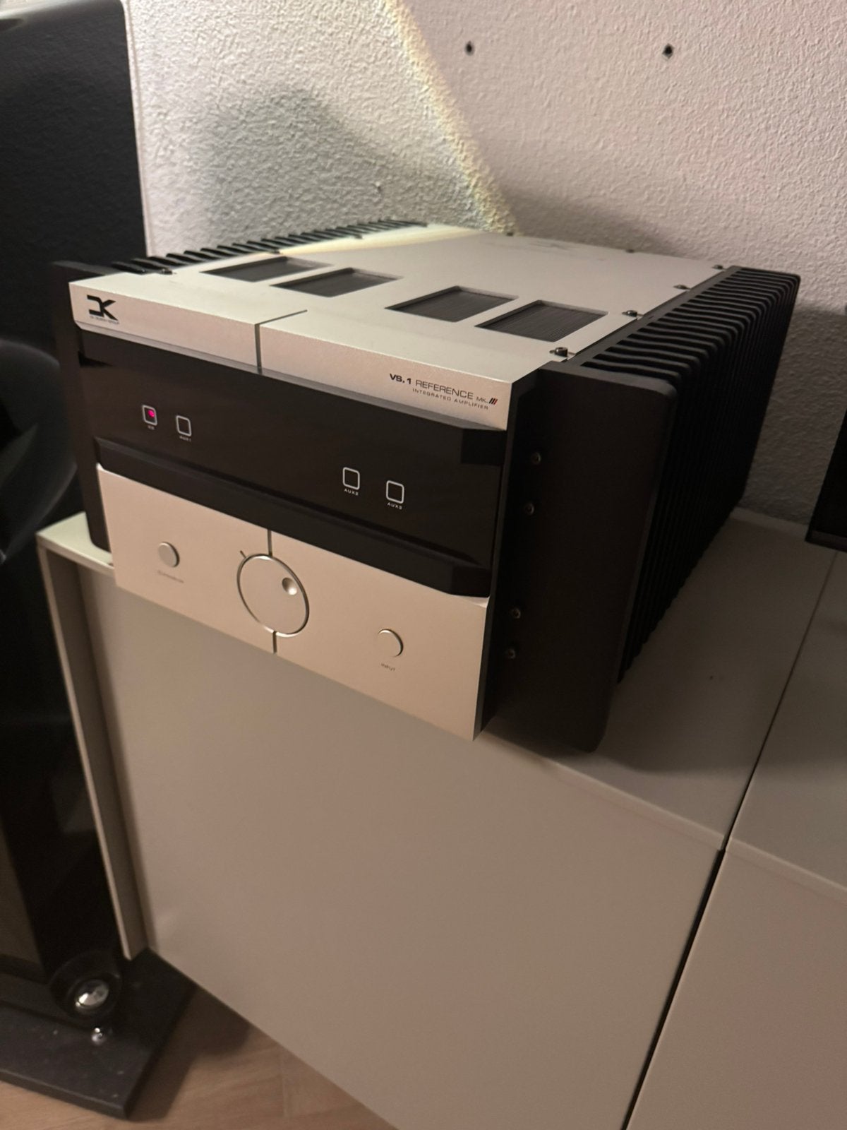 Dk design vs-1 reference mk3, Ophalen, Stereo, 120 watt of meer