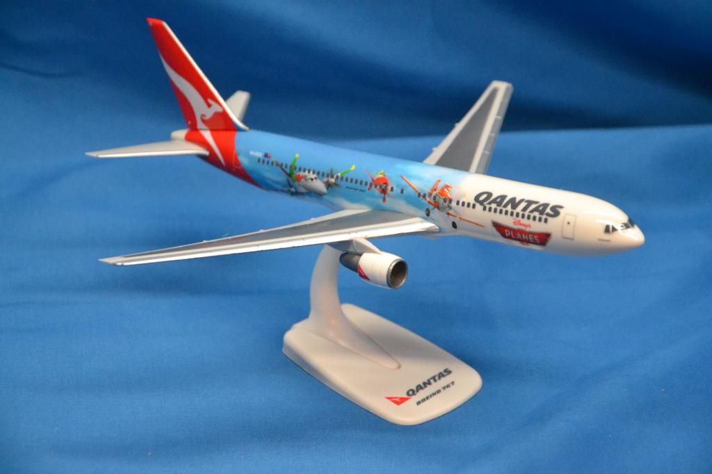 B 767-300 ER Qantas Special (nieuw), Schaalmodel, ., Nieuw, Ophalen of Verzenden
