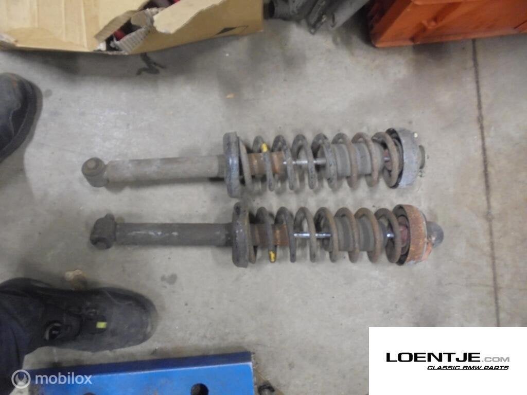 Achterschokdempers met veren bmw e21 315 316 318 320 323, Auto-onderdelen, Ophanging en Onderstel, Gebruikt, Ophalen of Verzenden