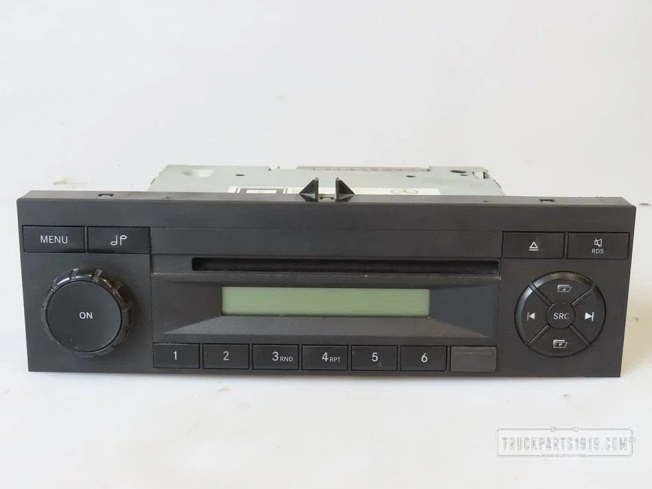 Mercedes-Benz MB Electrical System Radio MP4, Ophalen, Gebruikt, Mercedes-Benz