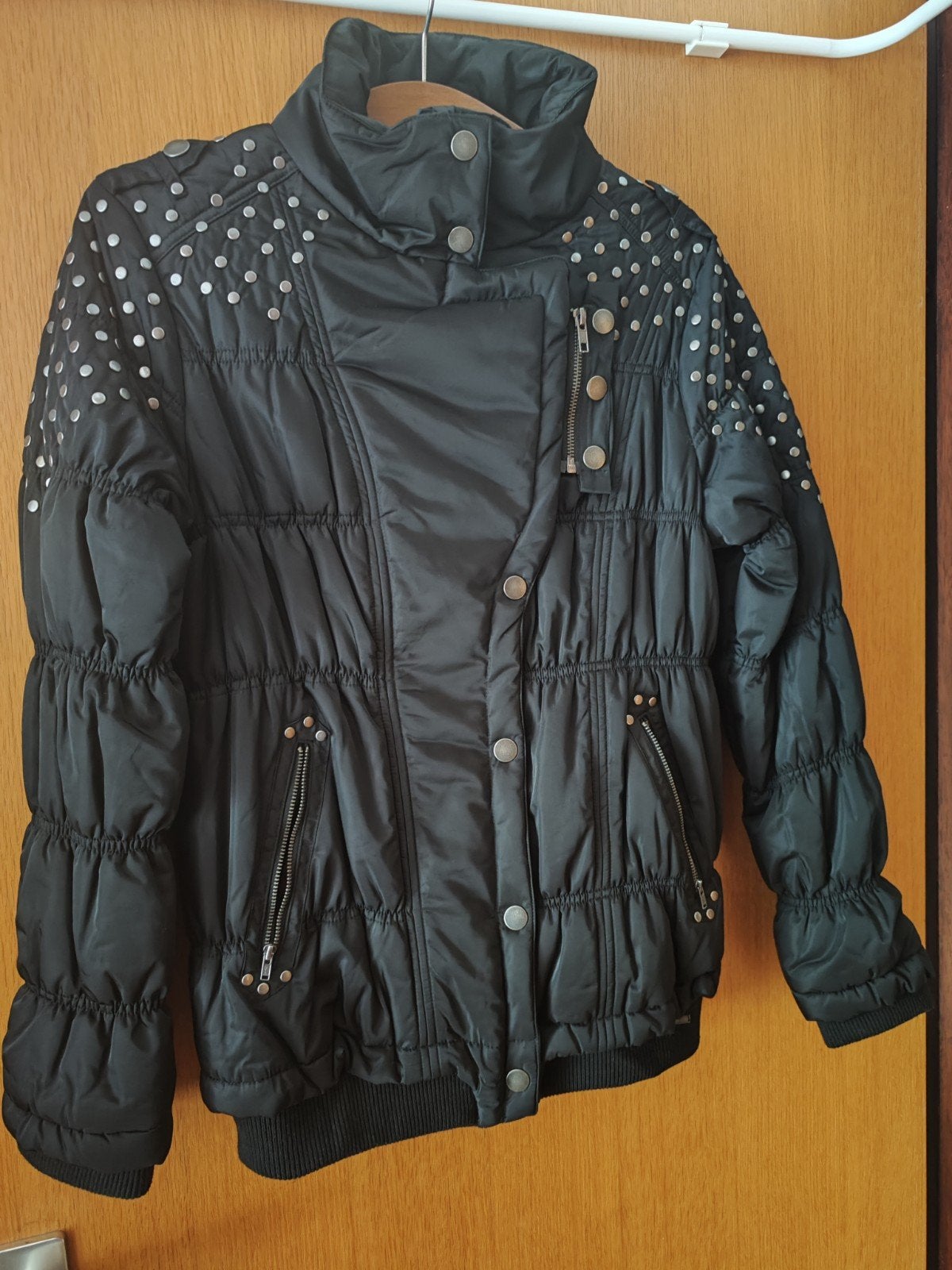 Superleuke zwarte jas met studs, maat M - amper gedragen, Maat 38/40 (M), Zwart, DIDI, Ophalen of Verzenden