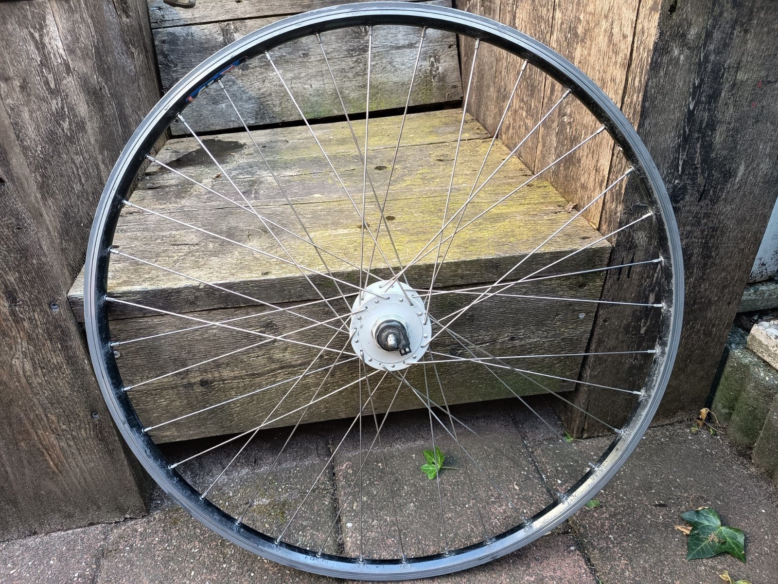 Shimano DH-2N35 Naafdynamo voorwiel 28 inch, Wiel, Gebruikt, Elektrische fiets, Staal