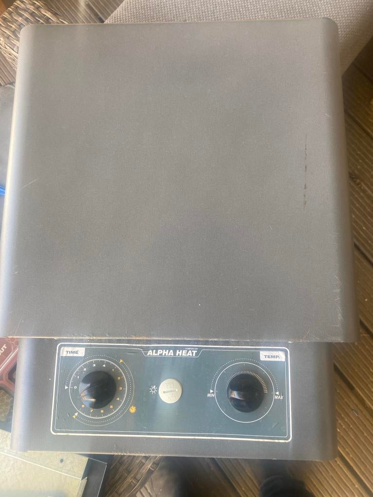 Alpha Heat Sauna Kachel 3,5 kW met stenen en emmer, Sport en Fitness, Sauna, Ophalen of Verzenden, Gebruikt, Fins of Traditioneel