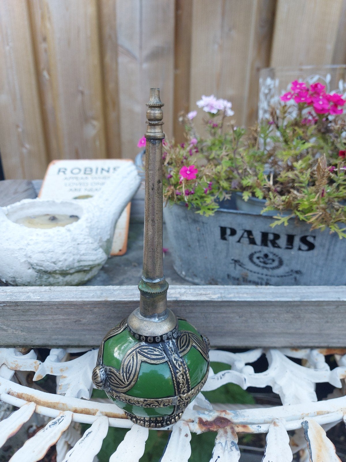Mooie kleine bewerkte Vintage/Brocante oosterse parfum fles, Ophalen of Verzenden