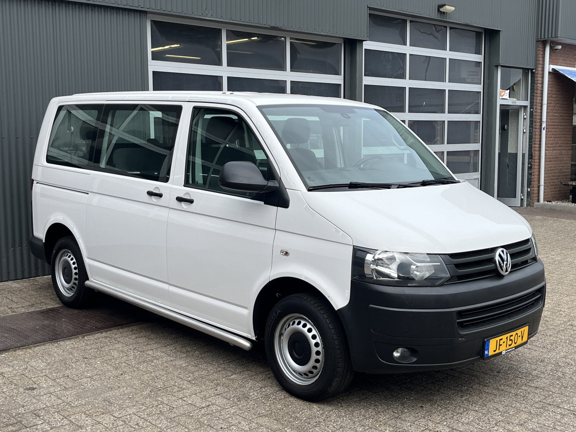 Volkswagen Transporter Kombi 2.0 TDI L1H1 Airco Cruise contr, Auto's, Euro 5, Stof, Gebruikt, 2500 kg