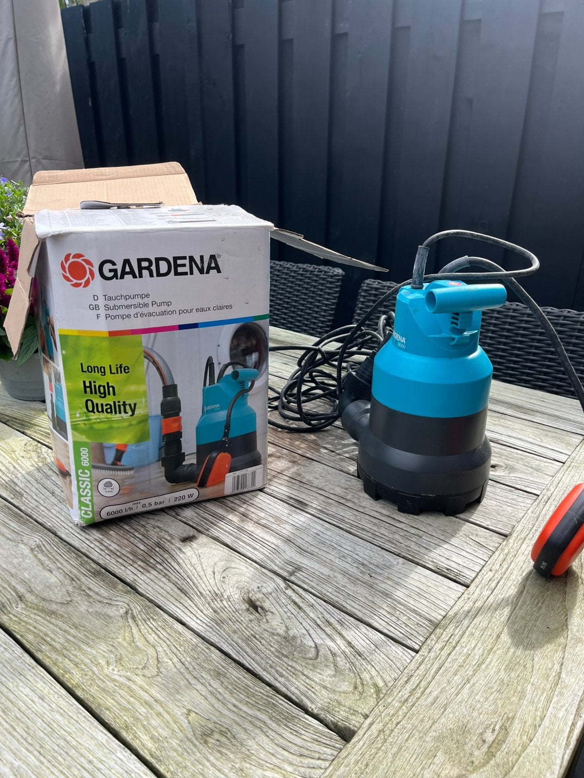 Gardena dompelpomp, Ophalen, Gebruikt, Dompelpomp