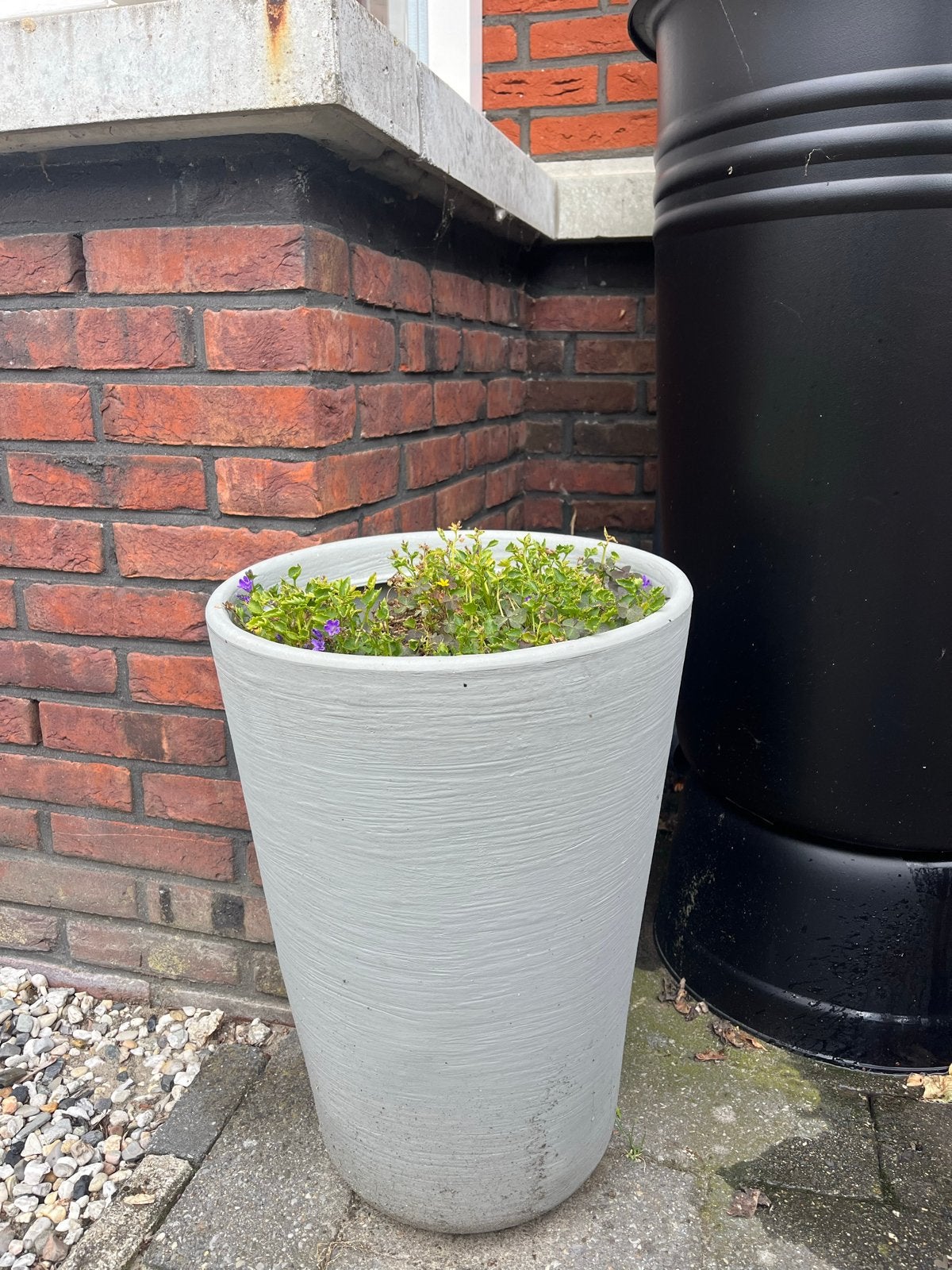 Grote grijze bloempot voor buiten (Ikea), Kunststof, Gebruikt, Balkon, Rond