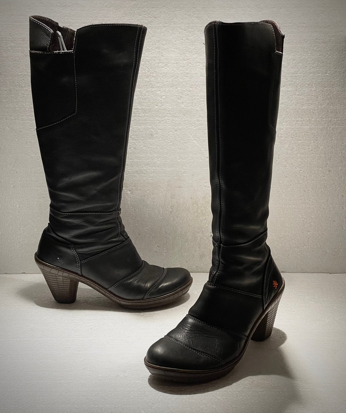 Art design kwaliteit hoge laarzen zwart 40, Kleding | Dames, Schoenen, Ophalen of Verzenden, Zwart, Hoge laarzen
