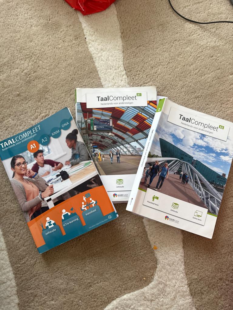 TaalCompleet A1 & A2 boeken - Nederlands voor anderstaligen, Boeken, Taal | Overige Talen, Ophalen of Verzenden, Gelezen, Non-fictie