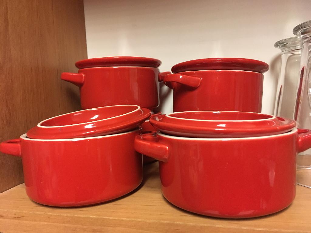 Soep serveer pannetjes en plankjes, Ophalen of Verzenden, Overige stijlen, Porselein, Schaal of Schalen