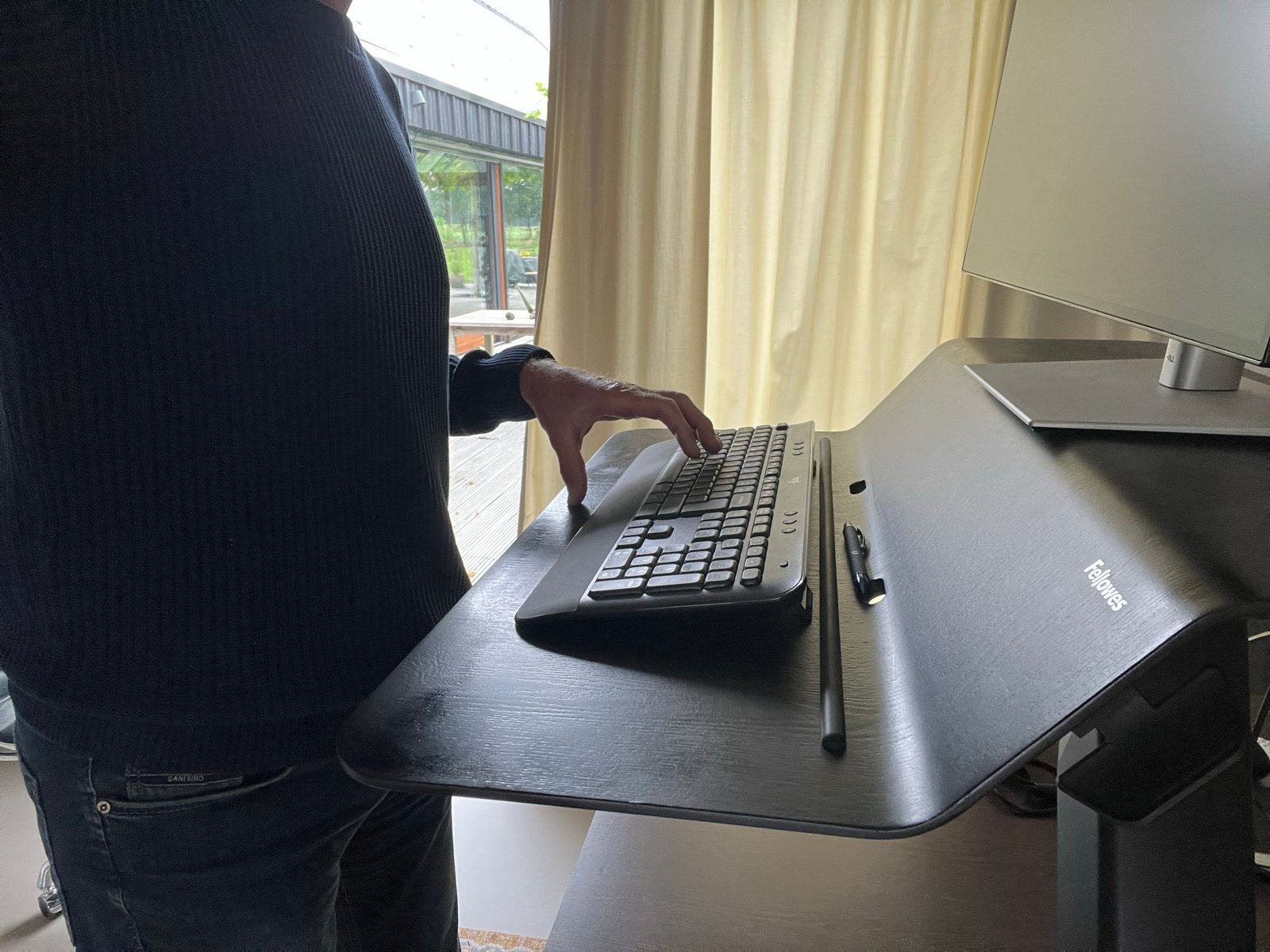 Fellowes Zit-Sta Werkplek Opzetstuk, Huis en Inrichting, Ophalen, Gebruikt