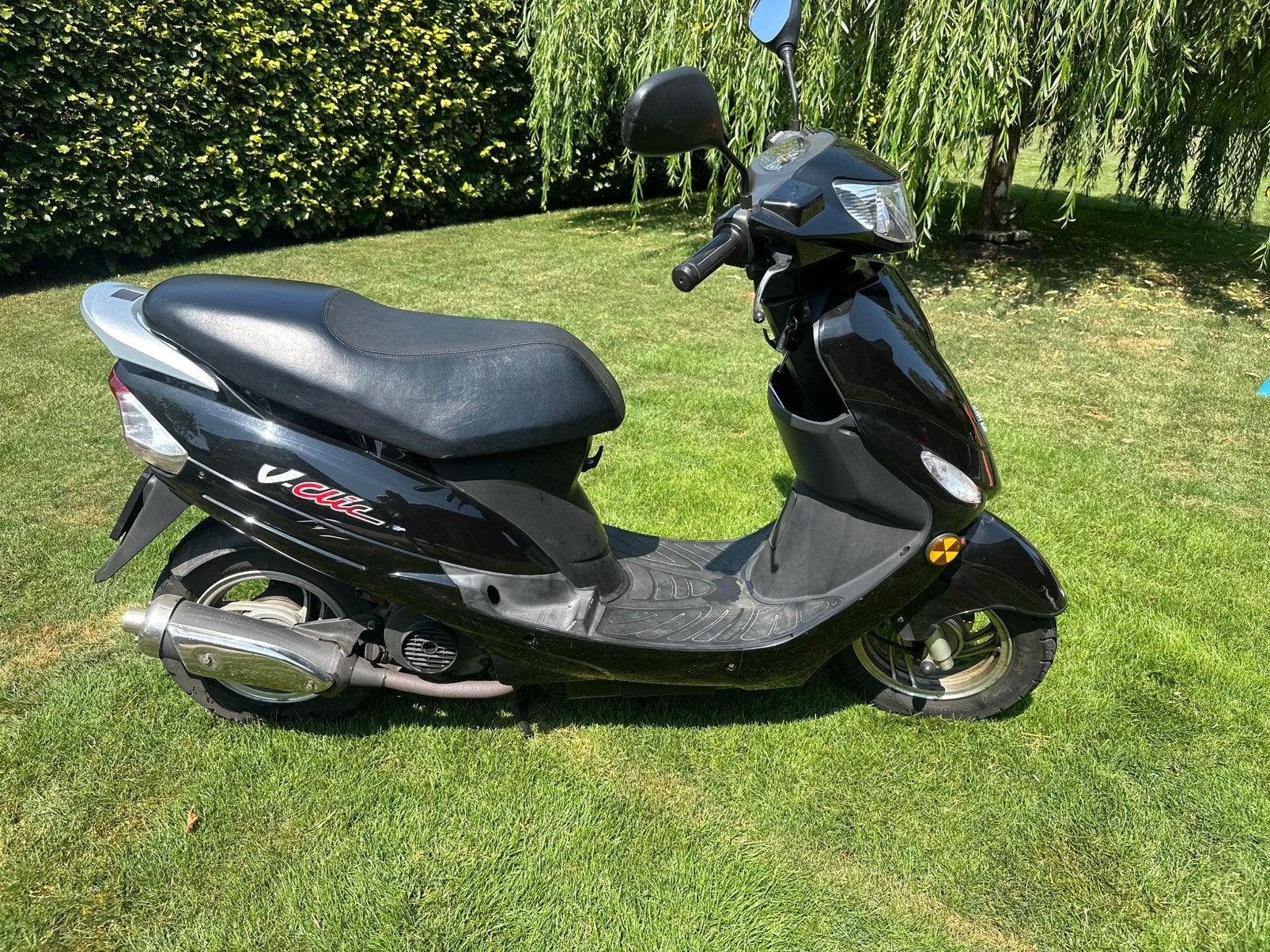 Peugeot v-click 2010, Ophalen, Zo goed als nieuw, Benzine, Overige modellen
