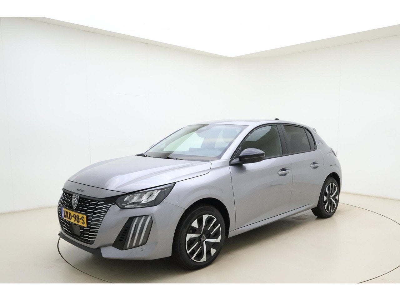 Peugeot e-208 EV Business 51 kWh 3-Fase l Wireless Apple Car, Automaat, Gebruikt, 156 pk, Te koop