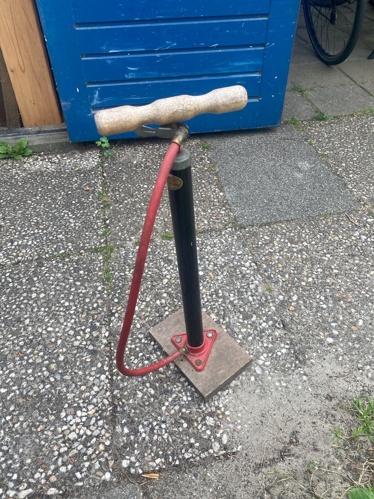 Fietspomp met houten handvat, Fietsen en Brommers, Ophalen of Verzenden, Gebruikt