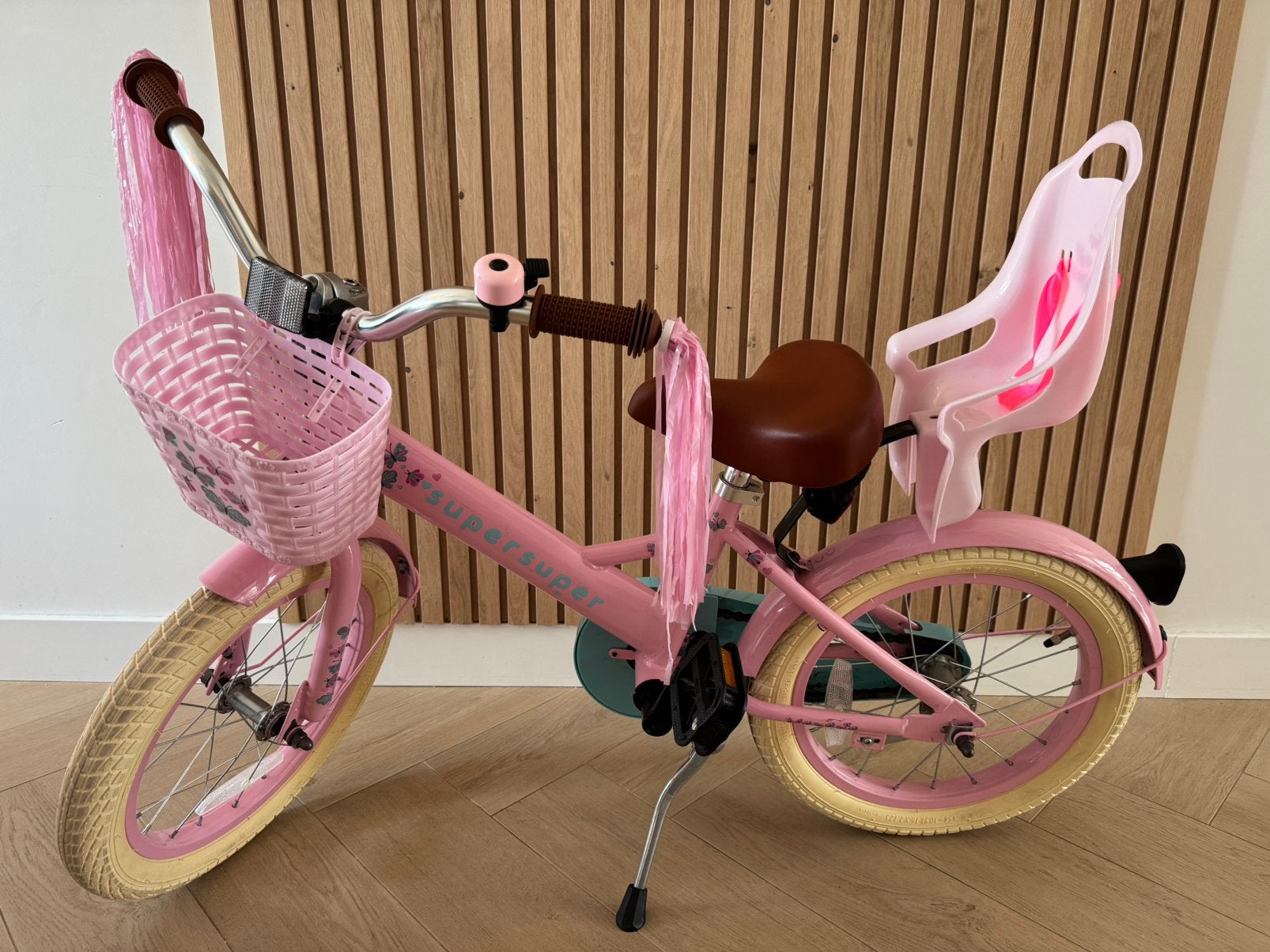 Super Super roze meisjesfiets 16 inch - nette staat, Fietsen en Brommers, Fietsen | Kinderfietsjes, Ophalen, Zo goed als nieuw