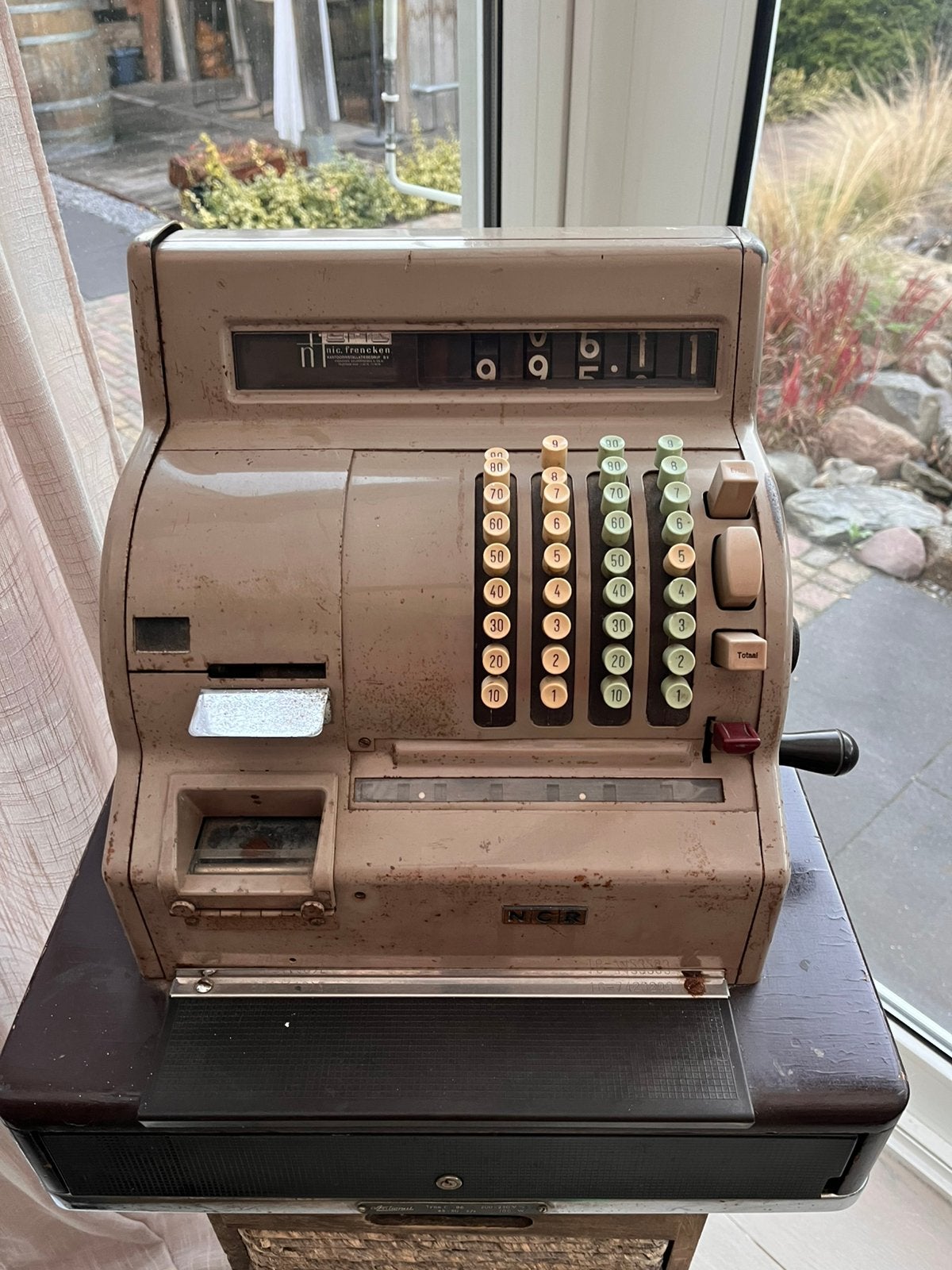 Vintage oude kassa NCR in beige kleur, Ophalen