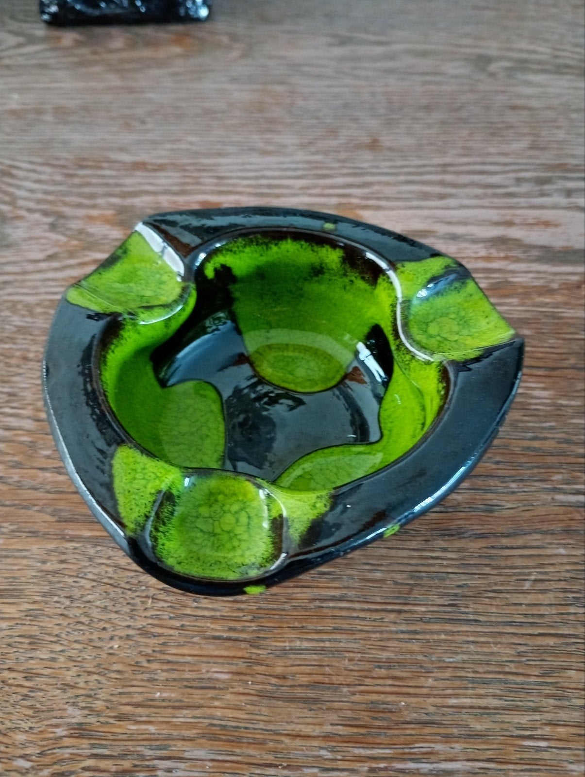 Vintage Keramische Asbak Groen Zwart, Ophalen of Verzenden