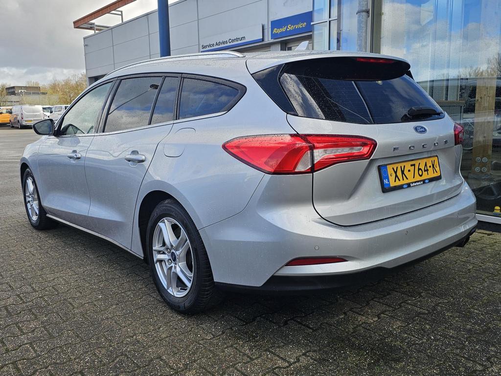 Ford Focus Wagon 1.0 EcoBoost Trend Edition Business Winterp, Gebruikt, 1283 kg, Origineel Nederlands, Zilver of Grijs