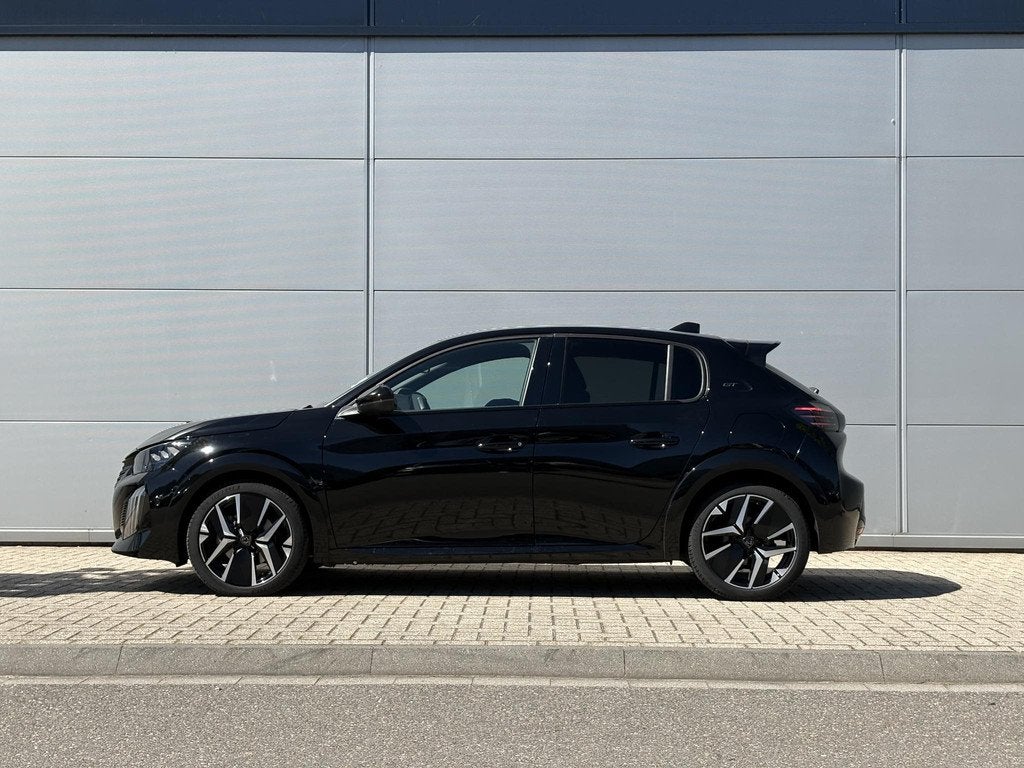 Peugeot 208 1.2 Hybrid 145 e-DCS6 GT | 360 camera | Navigati, 1203 kg, Gebruikt, Euro 6, 1199 cc