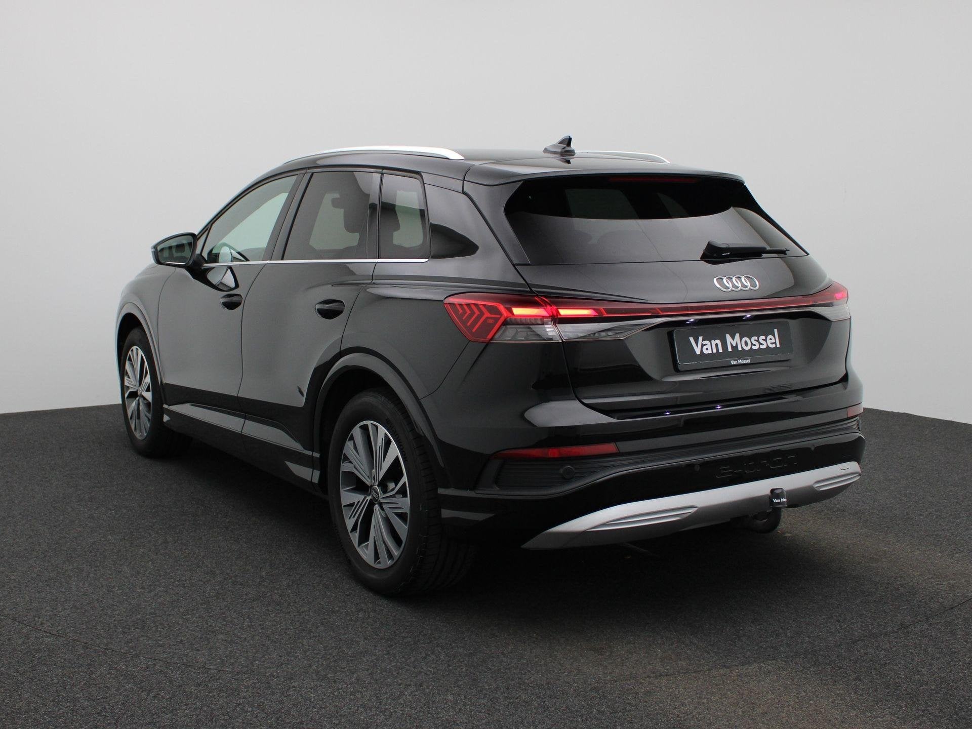 Audi Q4 e-tron 40 Advanced 77 kWh 204 PK | Automaat | Naviga, 12 maanden, Gebruikt, Zwart, 82 kWh