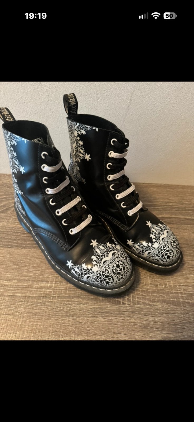 Dr. Martens 1460 lace combat boot maat 43 versturen kan ook, Kleding | Dames, Ophalen, Zo goed als nieuw, Zwart, Lage of Enkellaarzen