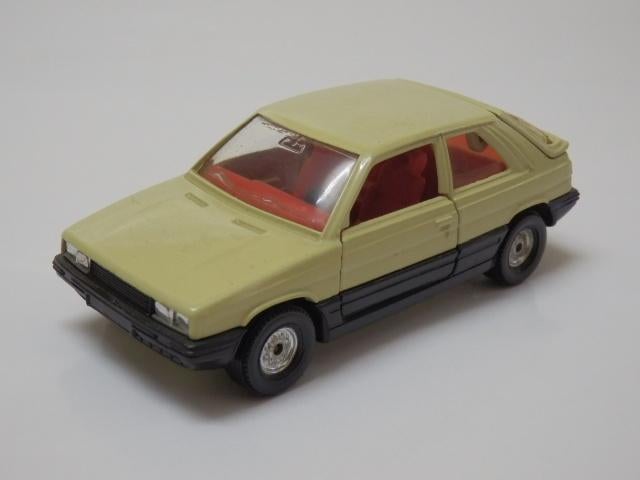 Renault 11 Elektronic, Hobby en Vrije tijd, Modelauto's | 1:32, Nieuw, Auto, Overige merken, Ophalen