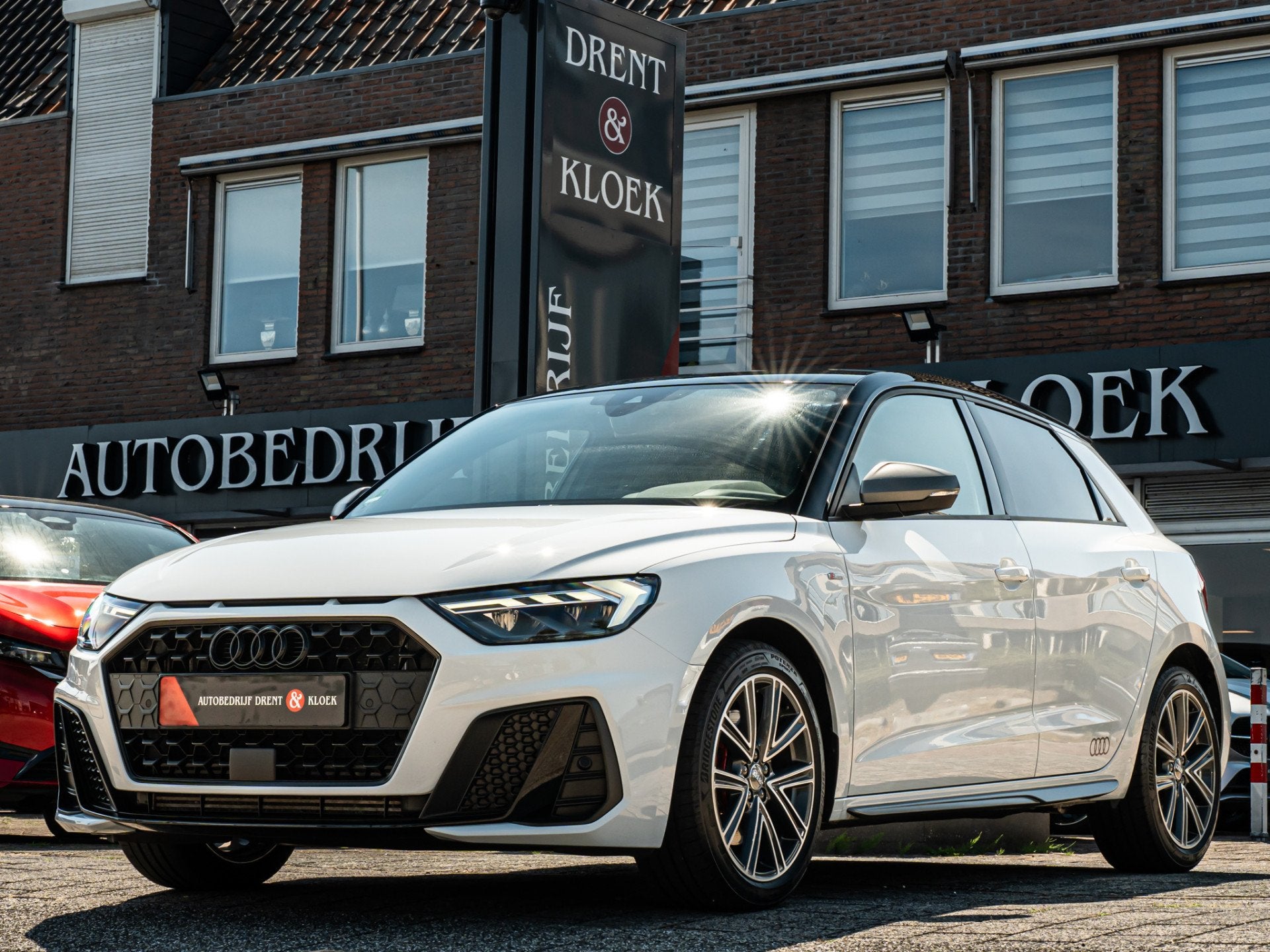 Audi A1 Sportback 40 TFSI S Line BLACK OPTIC 17 INCH LED VIR, Auto's, Dealer onderhouden, Euro 6, 4 cilinders, 1984 cc